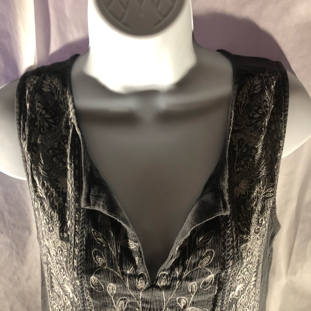 Lucky Brand gypsy grey tank top size medium